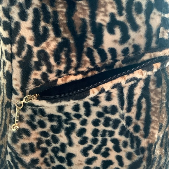 LAURA Women’s Animal Print Jacket - Picture 11 of 16
